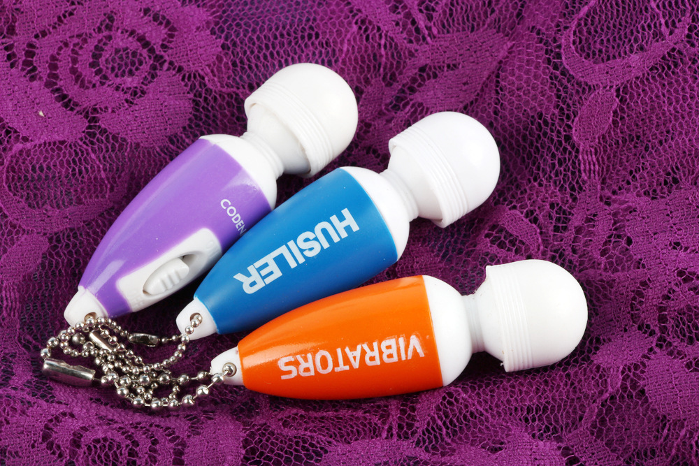 <strong>เครื่องนวดจิ๋ว</strong> <br><font color=#FF0000>รหัสสินค้า: AA02</font><br>